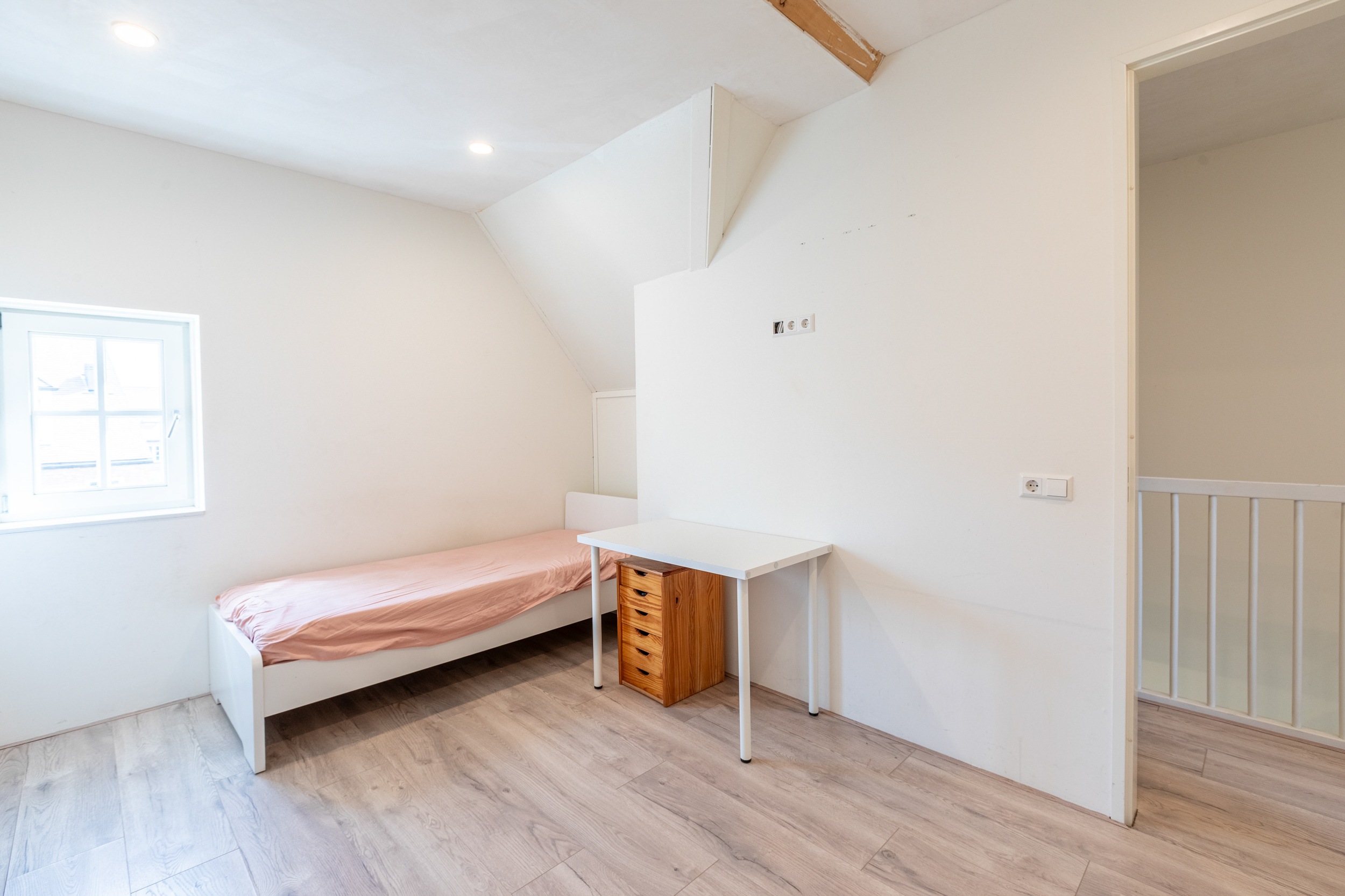 Anna van Kleeflaan 31 , 2135 VD Hoofddorp 32